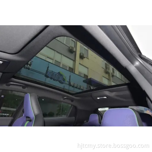 2023 Nouvelle voiture à essence pour Changan SUV UNI-T 1.5T USE CARRES MADÉE EN CHINE